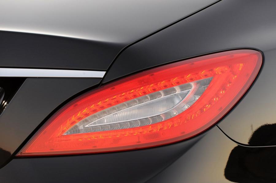  Mercedes-Benz CLS550 2012 года  (фото 29 из 121)